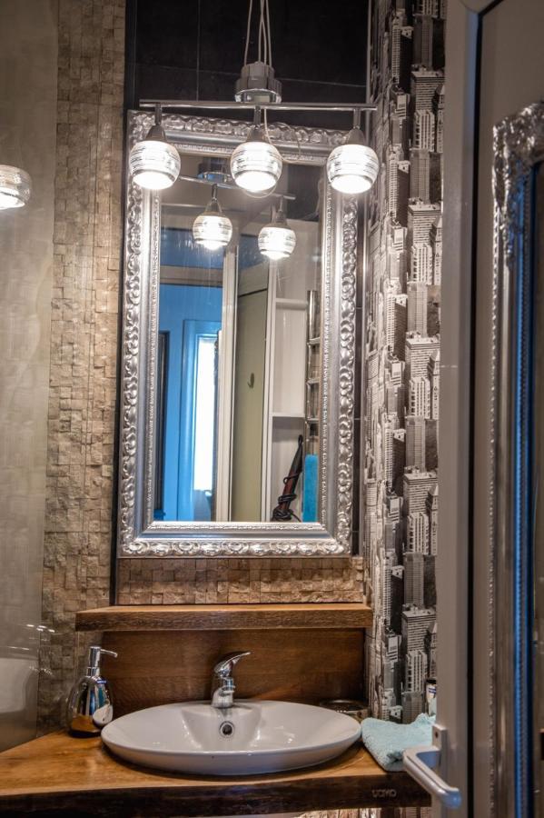 Art Luxury Apartment Burgas Bagian luar foto