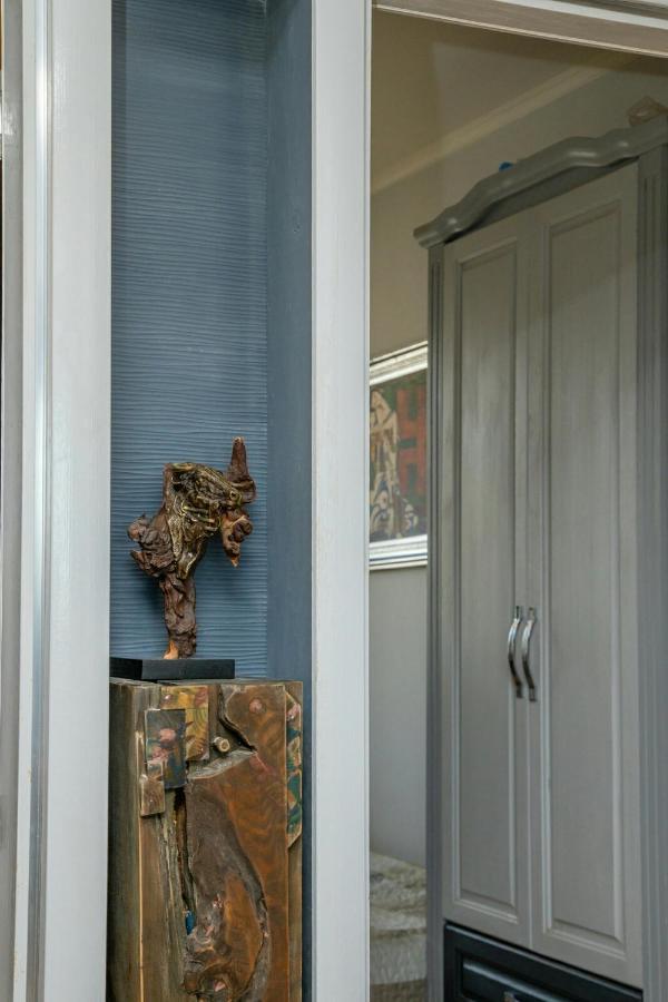 Art Luxury Apartment Burgas Bagian luar foto