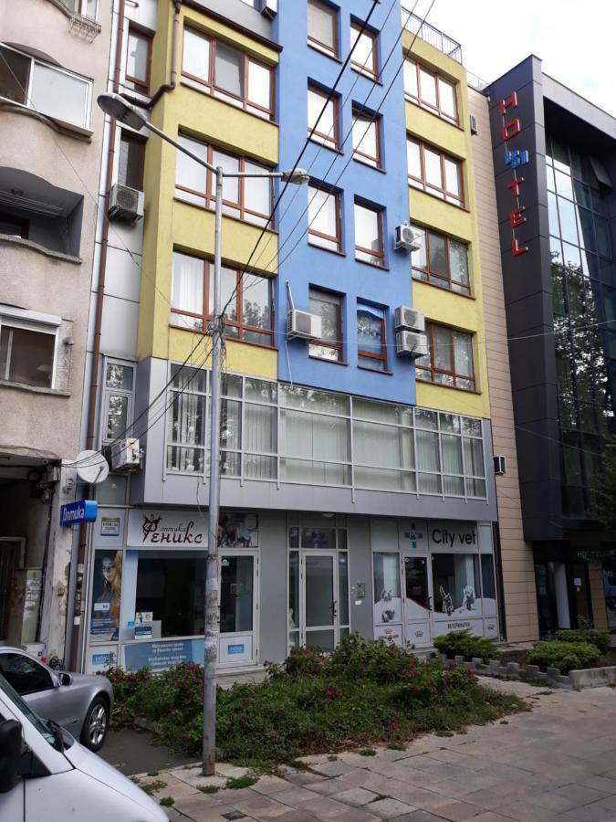 Art Luxury Apartment Burgas Bagian luar foto