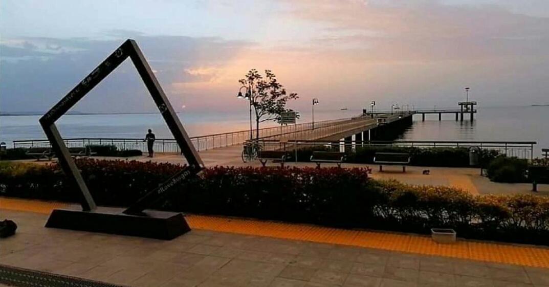 Art Luxury Apartment Burgas Bagian luar foto